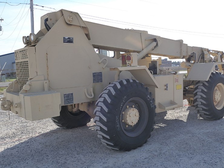 1990-sky-trak-6000m-image-4