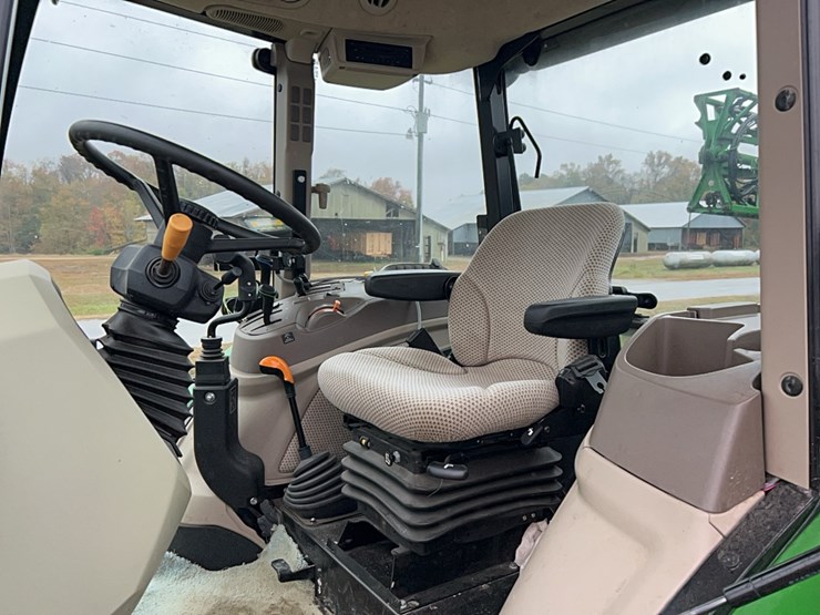 john-deere-5.5-image-13