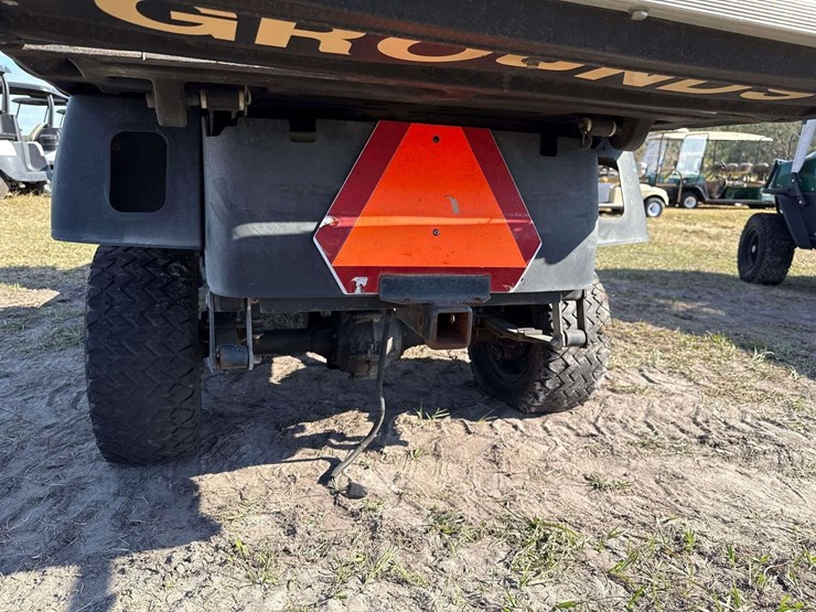 2004-e-z-go-terrain-1000-g-electric-utility-cart-image-11