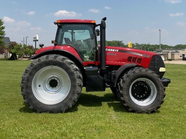 2010-case-ih-magnum-305-image-9