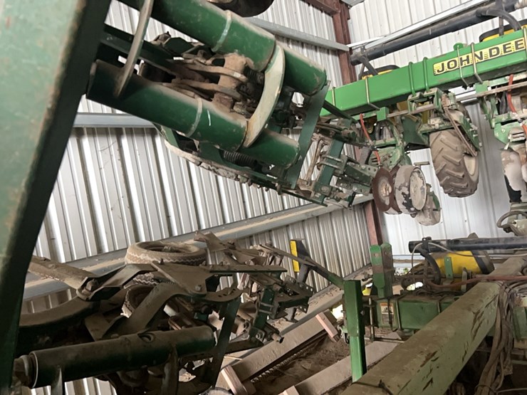 john-deere-1720-image-14