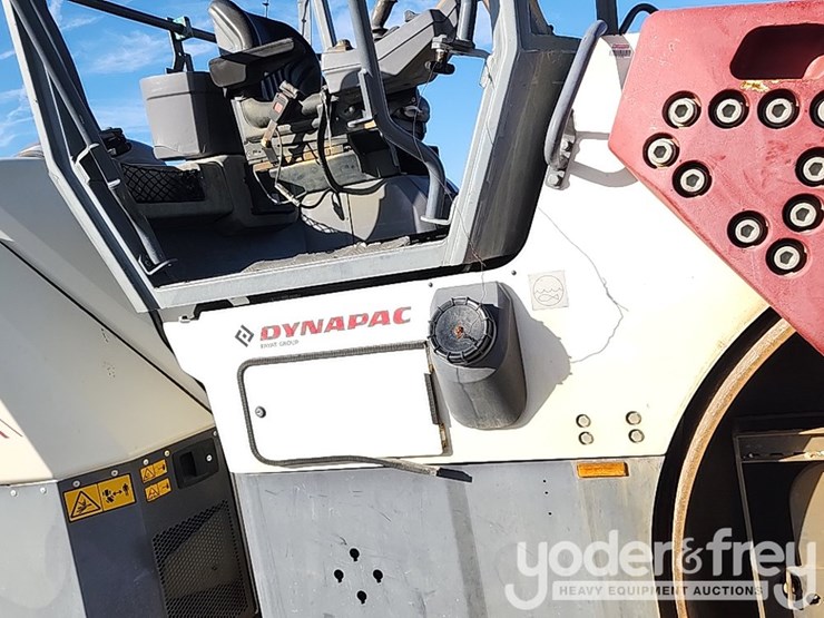 2018-dynapac-cc4200-image-24