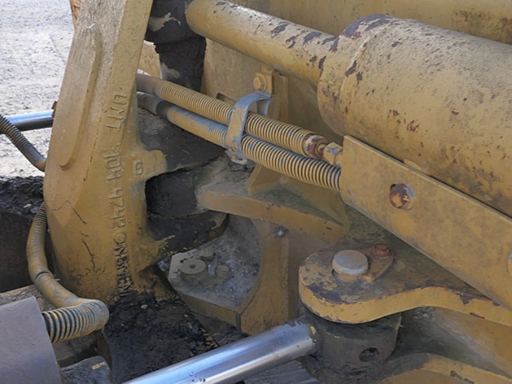 caterpillar-d5m-image-26