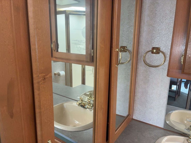 1997-chevrolet-p30-image-46