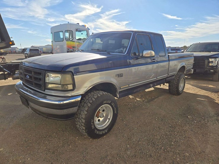 1994-ford-f150-xlt-image-1