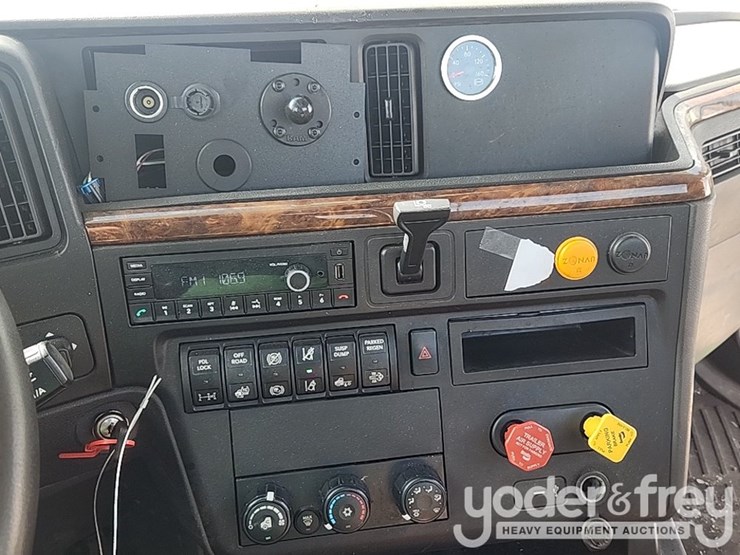 2021-international-rh613-image-32