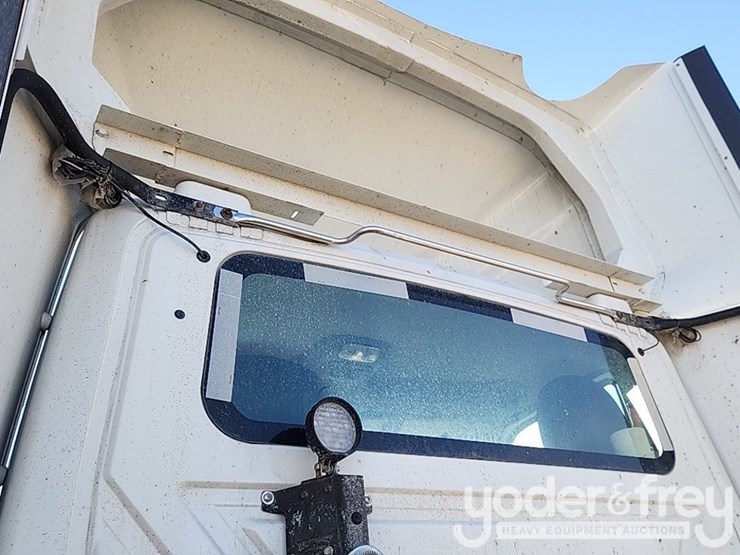 2021-international-rh613-image-31