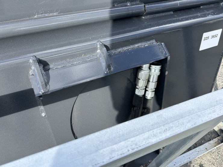 2025-arteer-ss-72w-broom-sweeper-image-5