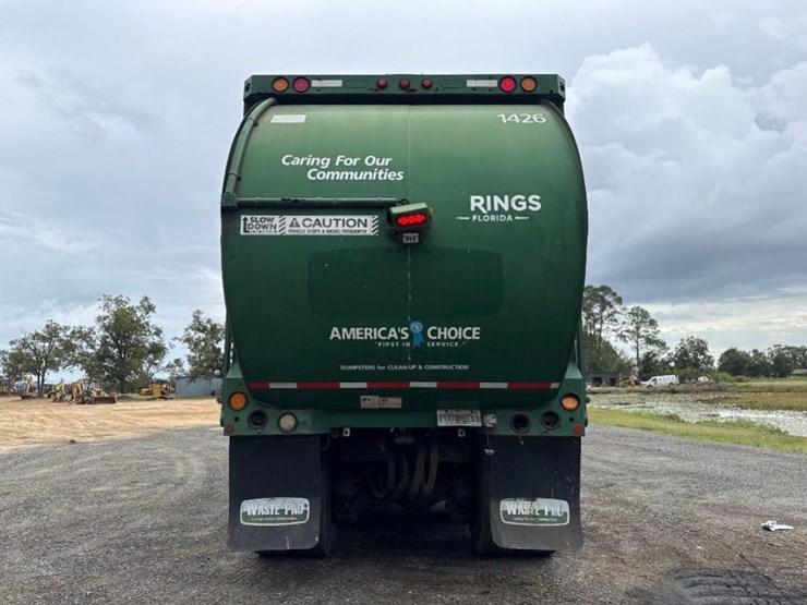 2014-mack-leu613-image-6