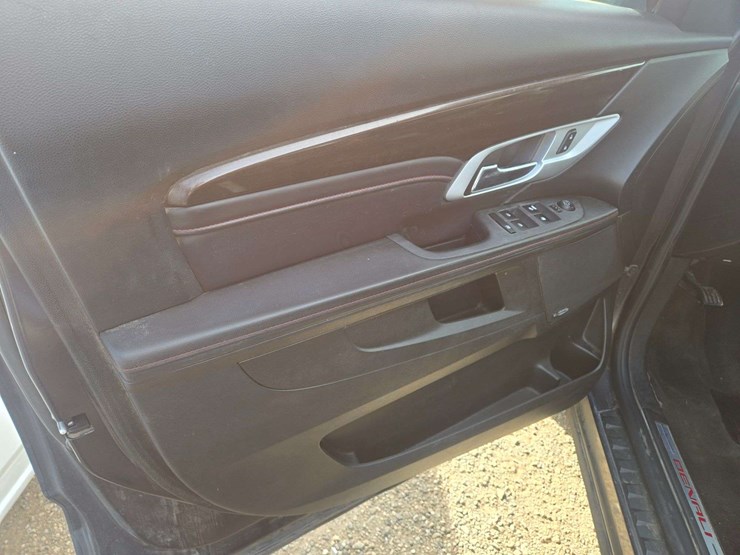 2013-gmc-terrain-denali-image-12