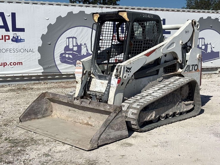 2018-bobcat-t750-image-1
