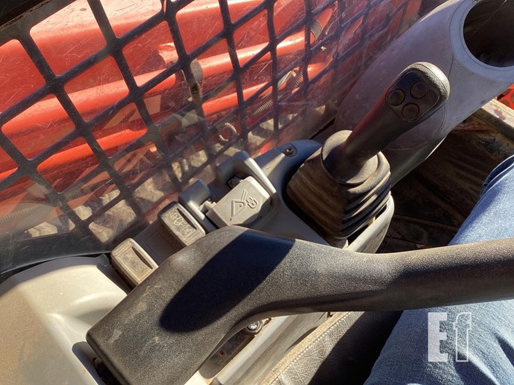 2018-kubota-svl95-2s-image-16