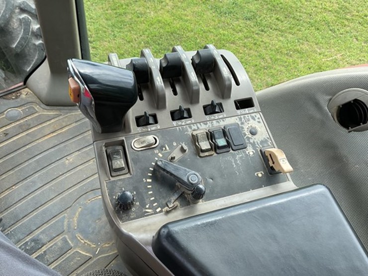 2001-case-ih-mx180-image-13