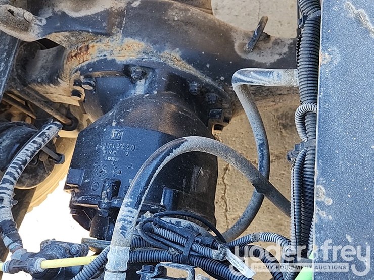 2021-international-rh613-image-34