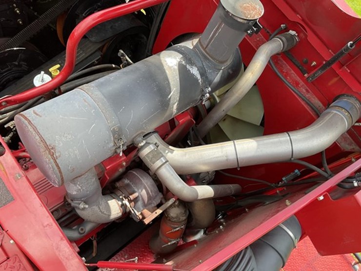 2011-case-ih-6088-image-20