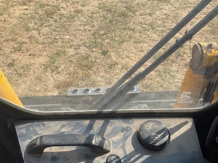 2005-gehl-4640-image-20