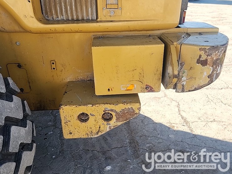 2009-caterpillar-930h-image-28