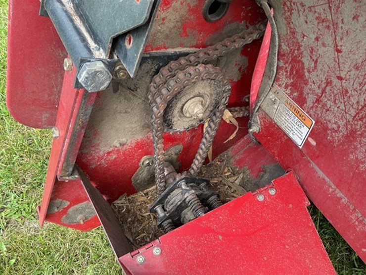 2009-case-ih-3208-image-11