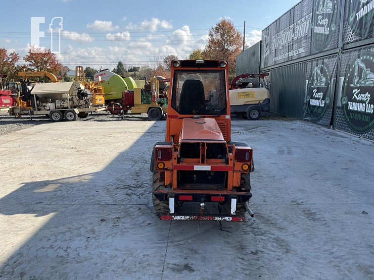 2006-holder-c9700-image-3