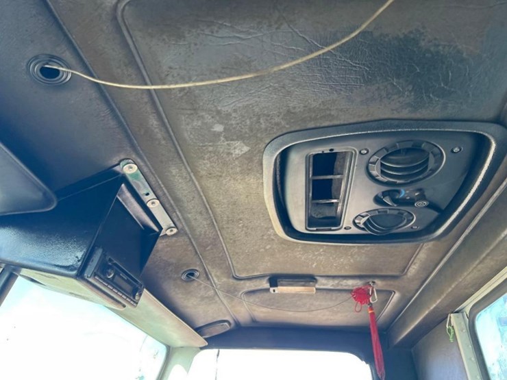 2014-mack-leu613-image-45