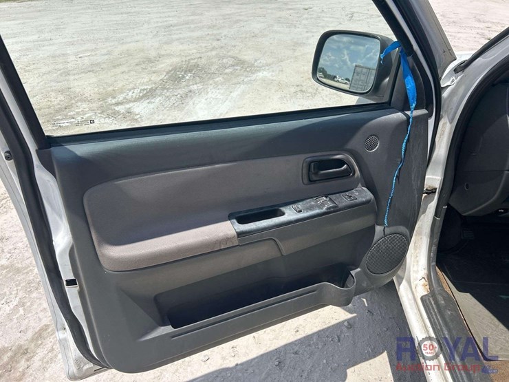 2005-chevrolet-colorado-image-13