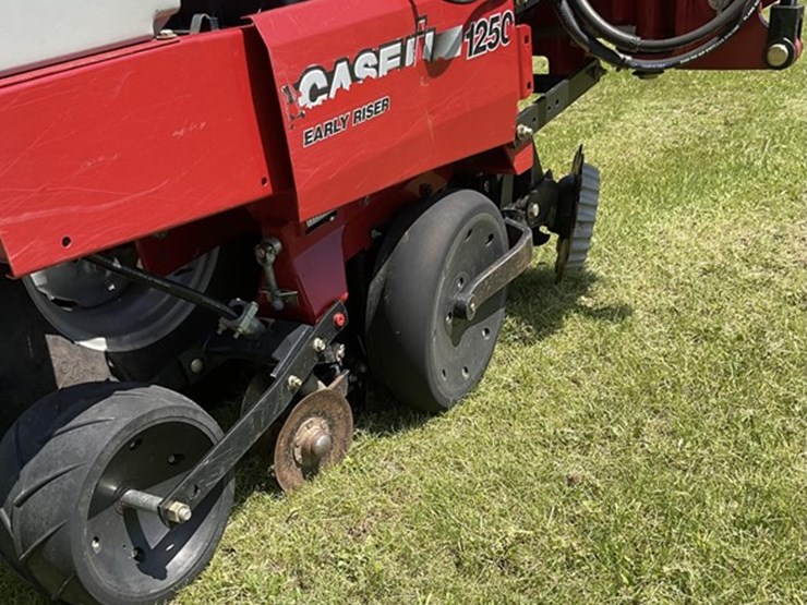 2011-case-ih-1250-image-17