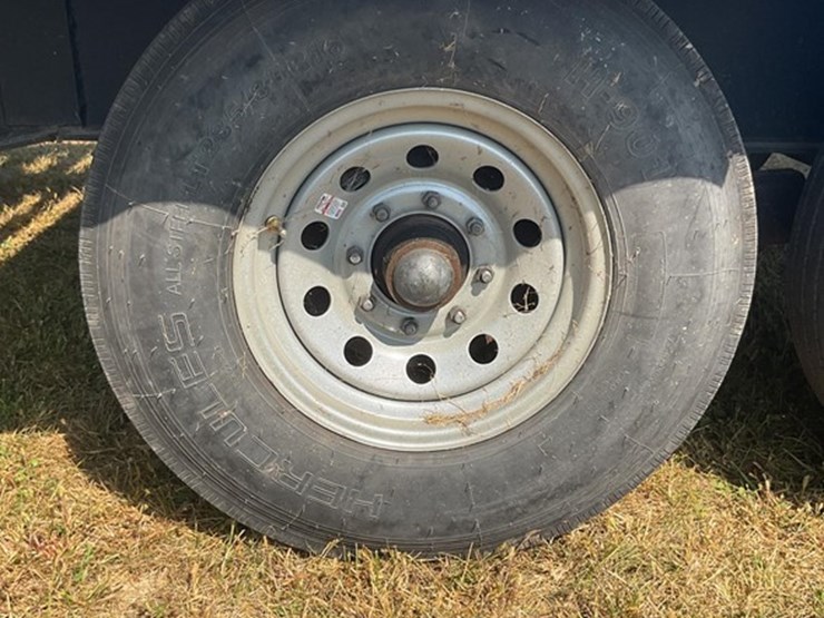 #70-•-2005-imperial-trailer-image-12