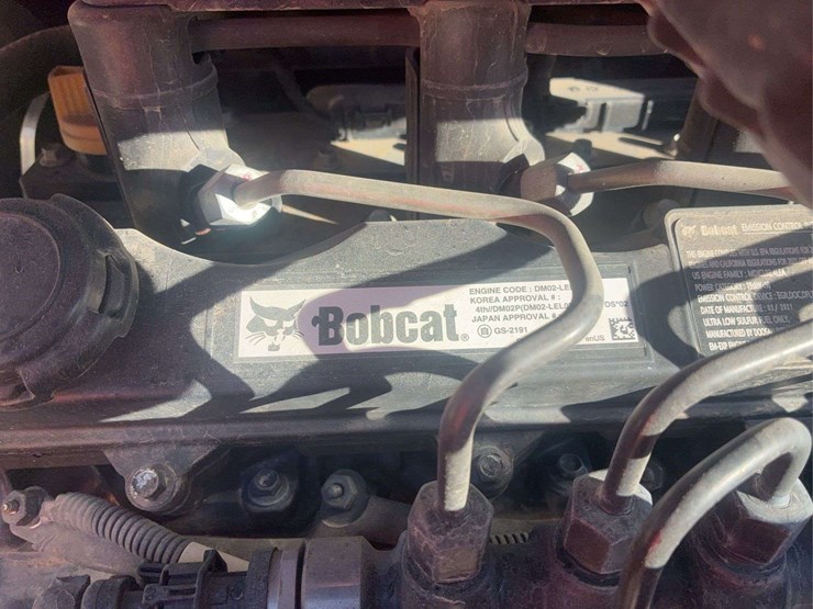 2021-bobcat-s590-image-19