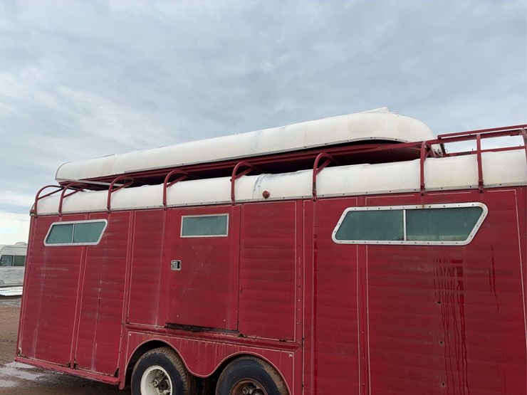 horse-transport-5th-wheel-livestock-trailer-image-34