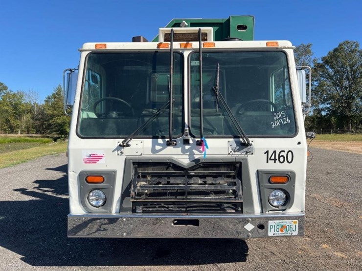 2015-mack-leu633-image-7