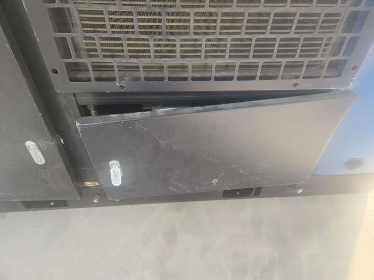 kaishan-50-hp-screw-air-compressor-image-12