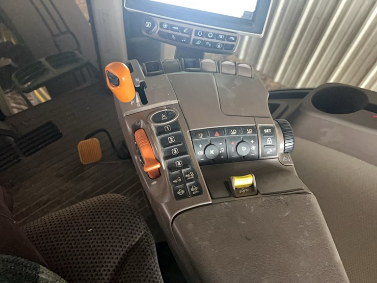 john-deere-7210-image-18