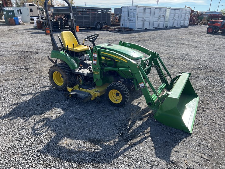 john-deere-2305-image-10