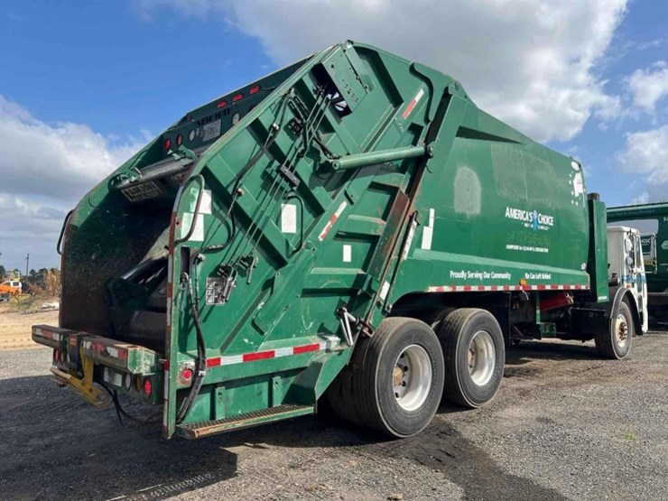 2013-mack-leu633-image-4