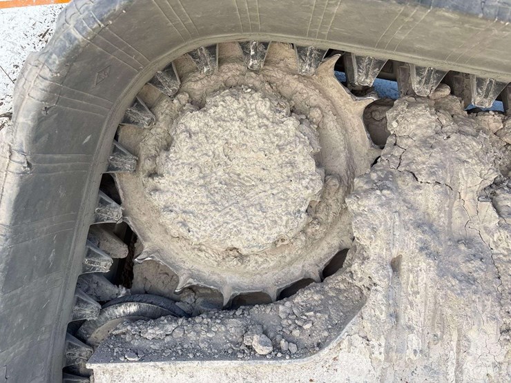 2018-bobcat-t750-image-32