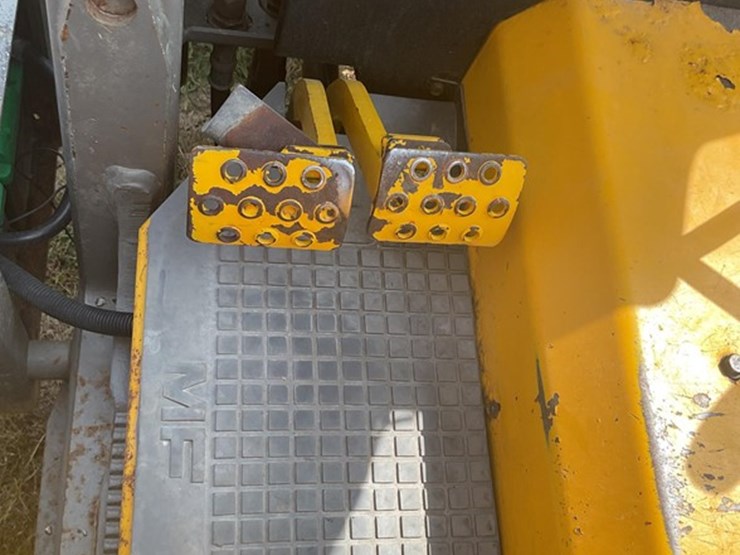 1997-massey-ferguson-660-image-26