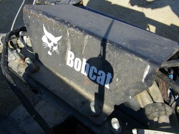 #84-•-bobcat-v-blade-96-snow-plow-image-5