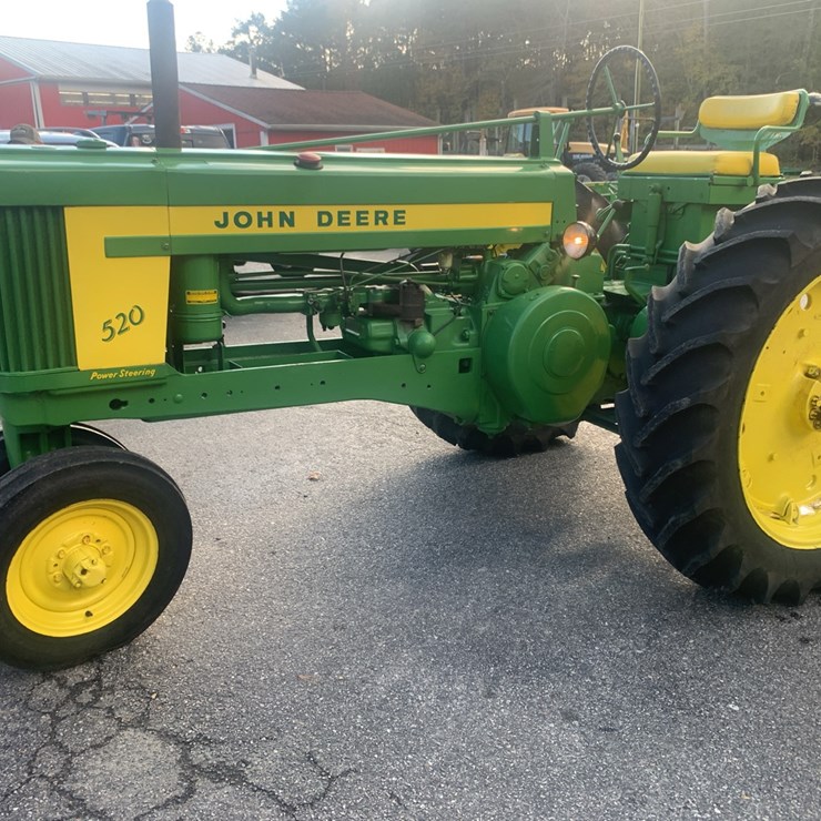 JOHN DEERE 520