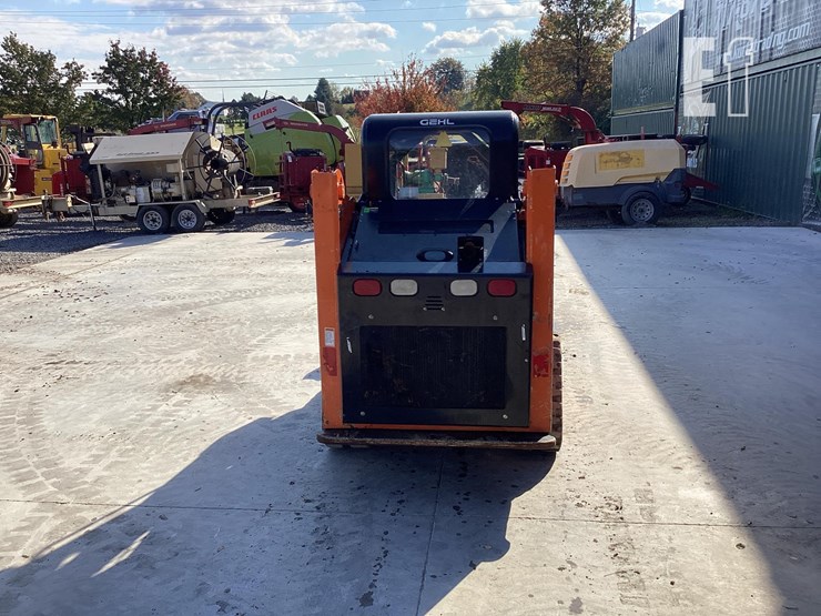 2021-gehl-rt105-image-3