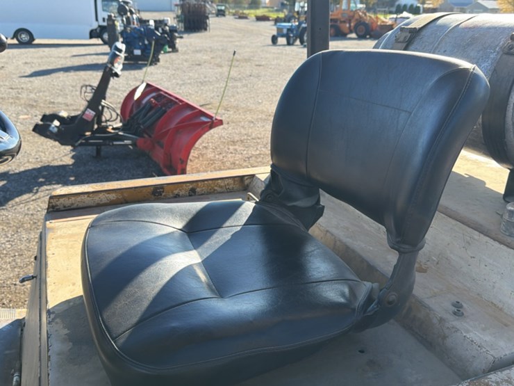 #1353-•-yale-gtc080-forklift-image-18