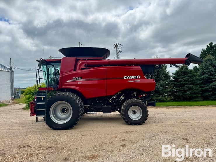2020-case-ih-7150-image-8