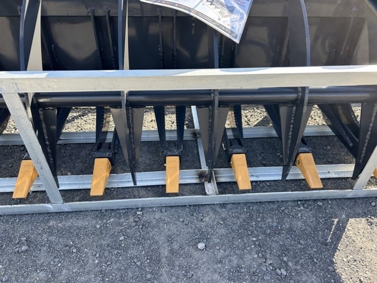 2025-arteer-rr-78w-root-rake-grapple-image-7