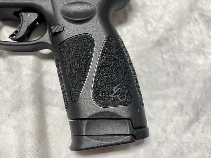 #5183-•-taurus-g3,-9mm-luger-semi-auto-pistol,-sn:-adc135786,-(neenah,-wi)-image-18