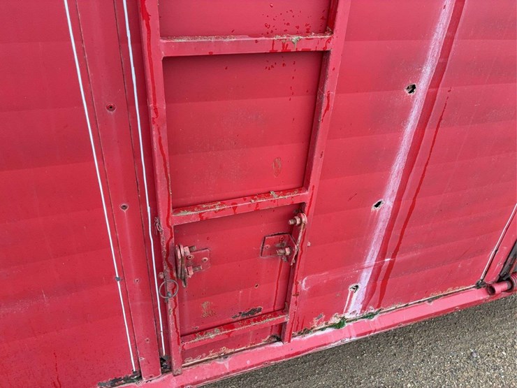 horse-transport-5th-wheel-livestock-trailer-image-45