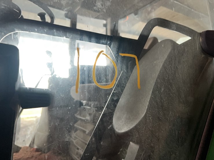 john-deere-340-image-2