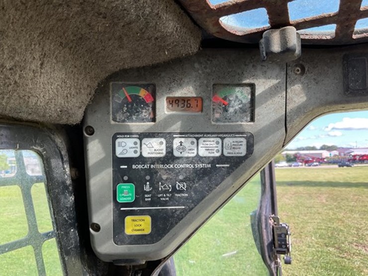 2003-bobcat-s300-image-18