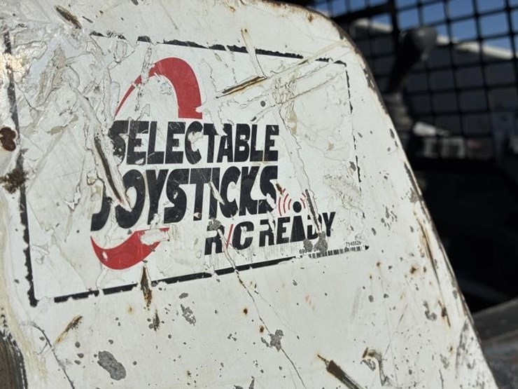 2019-bobcat-s570-image-9