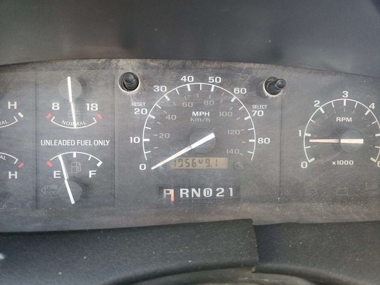 1994-ford-f150-xlt-image-16