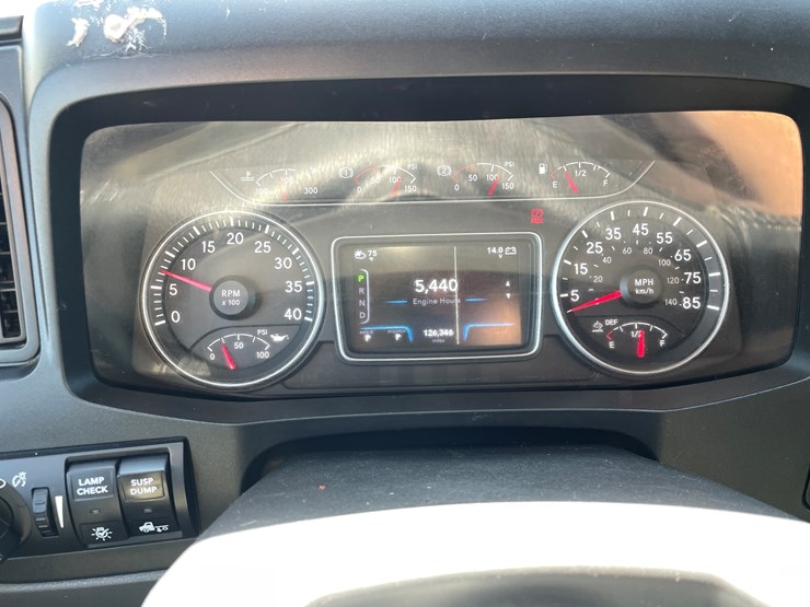 2021-international-mv607-image-31