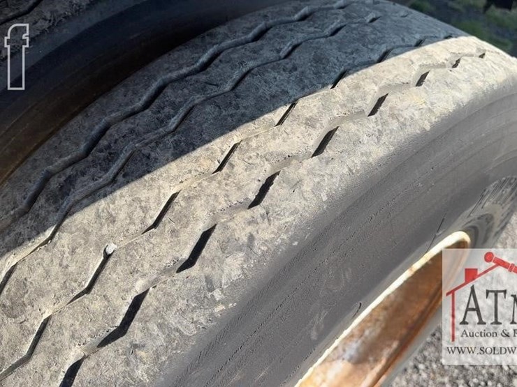 1999-utility-48'-flatbed-image-14